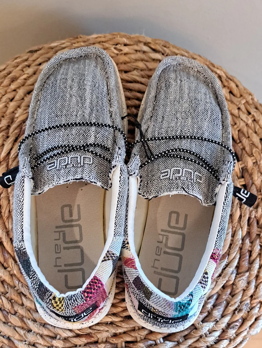 NWOT HEY DUDE Mens Wally Funk Etno Grey Aztec Print Casual/Athleisure Loafers 9