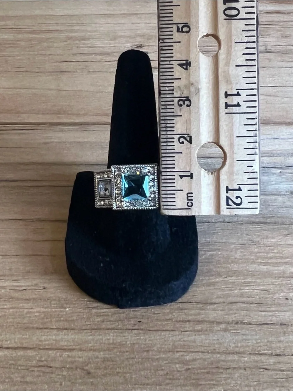 Silver Tone Fashion Ring with Blue Square Stone and Clear Accents size 7.5-NWOT