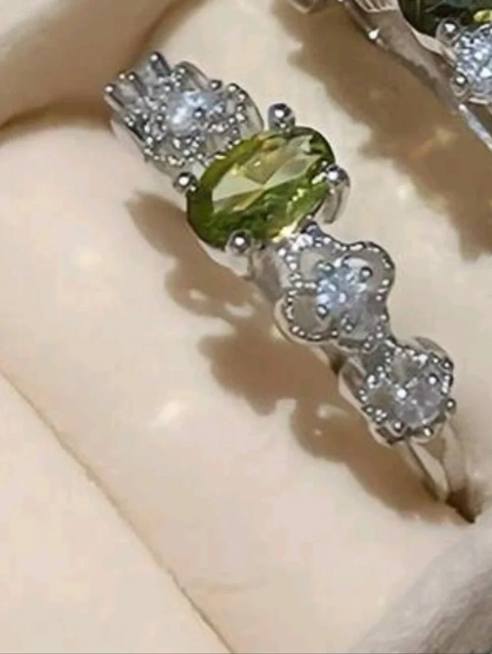 N/A elegant ring