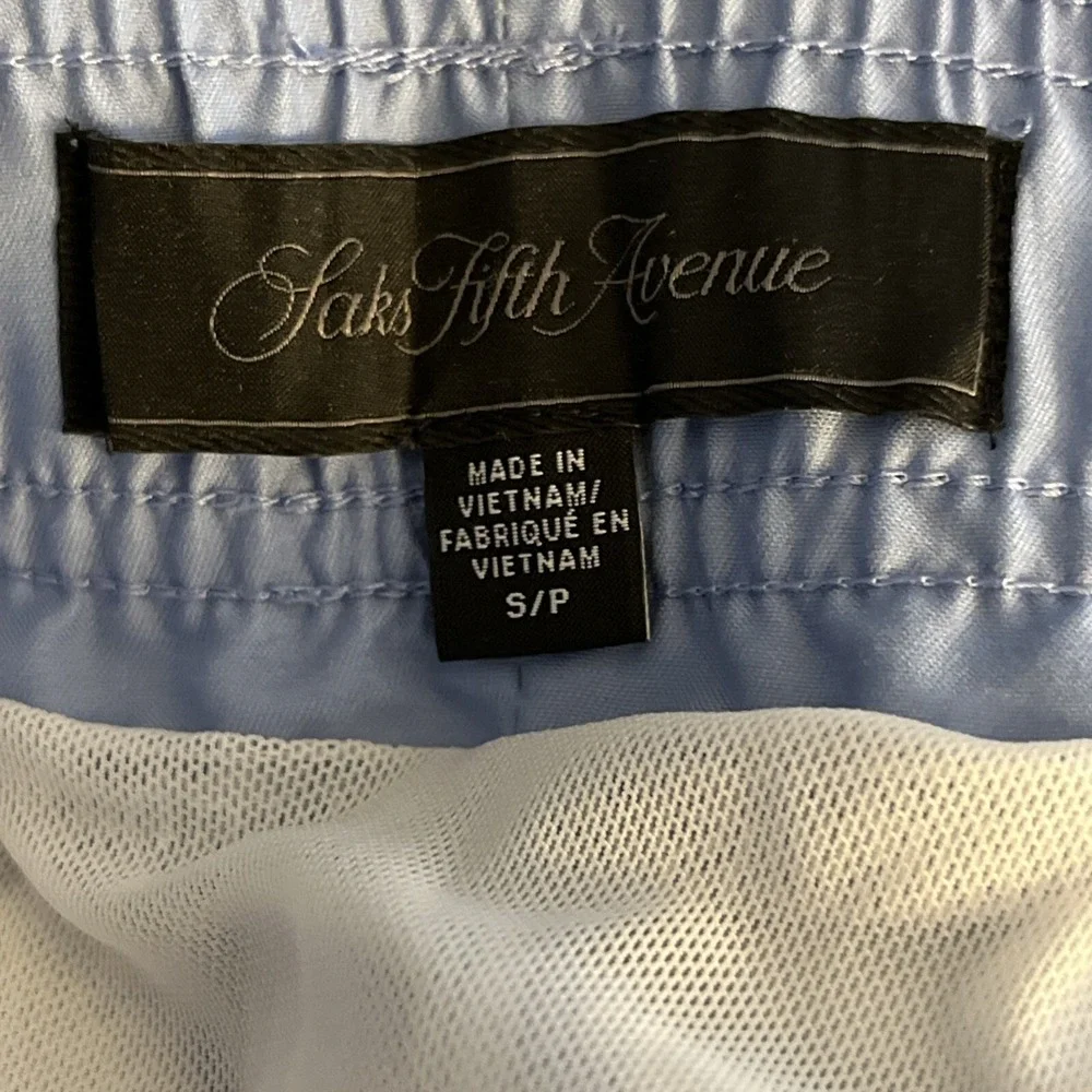 Saks Fifth Avenue make splash