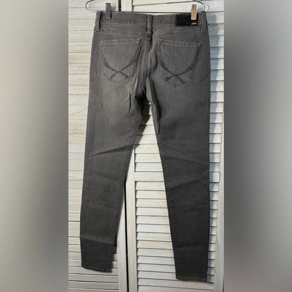 PINK Victoria’s Secret Gray Skinny Jeans Size 4 Rhinestone Stretch Denim Chic
