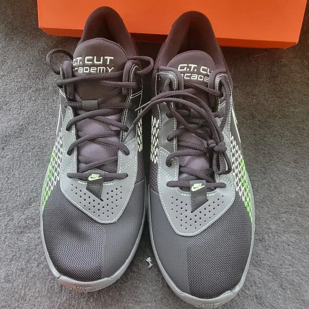 Nike zoom sure lifestyle