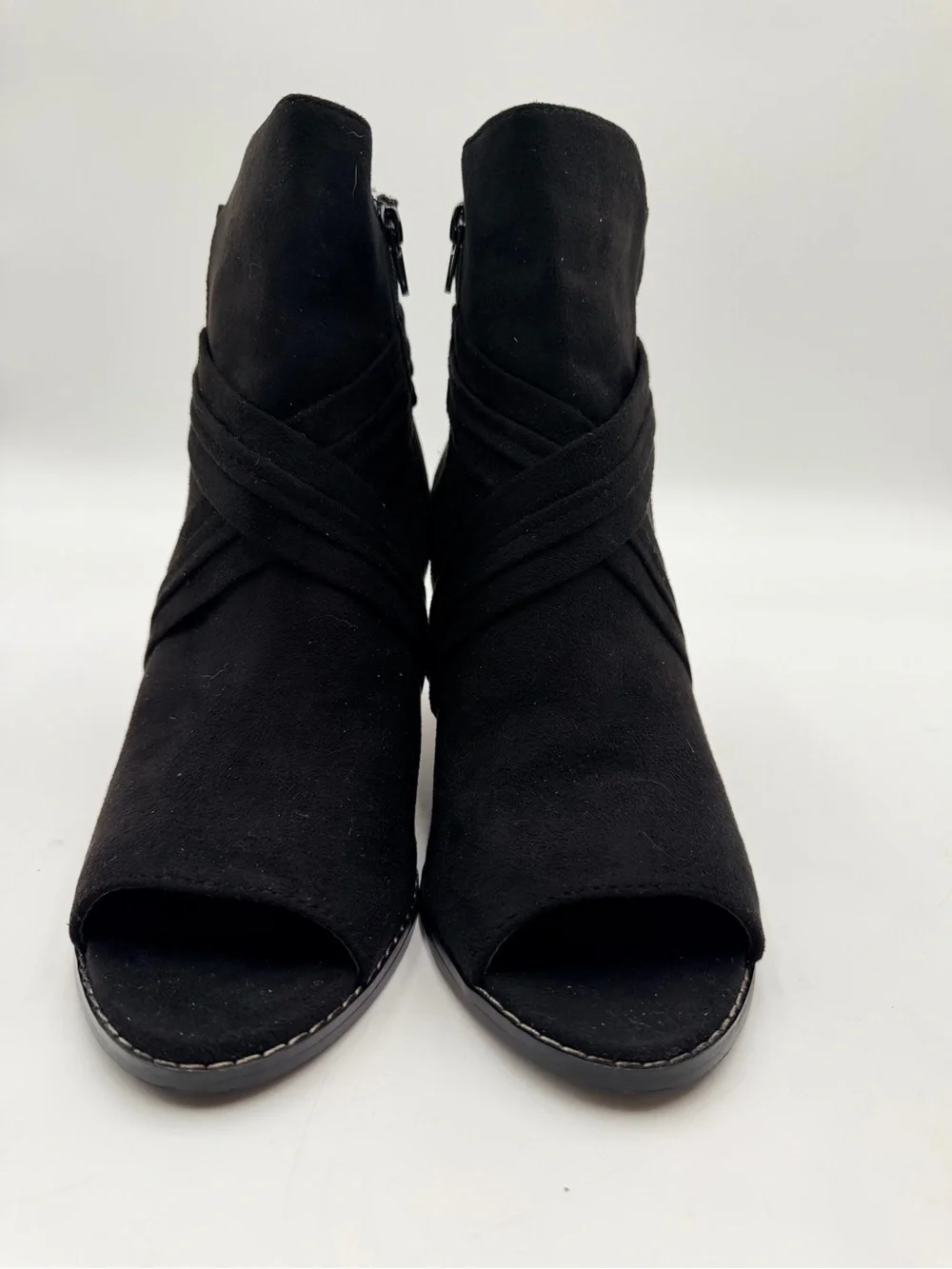 Journee Collection stylish black