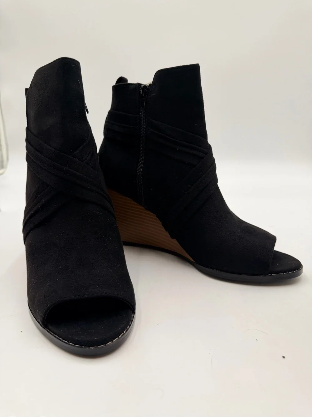 Journee Collection stylish black
