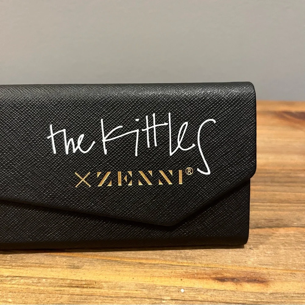 Zenni Black Sunglasses Case and Glass cleaning Towel The Kittles