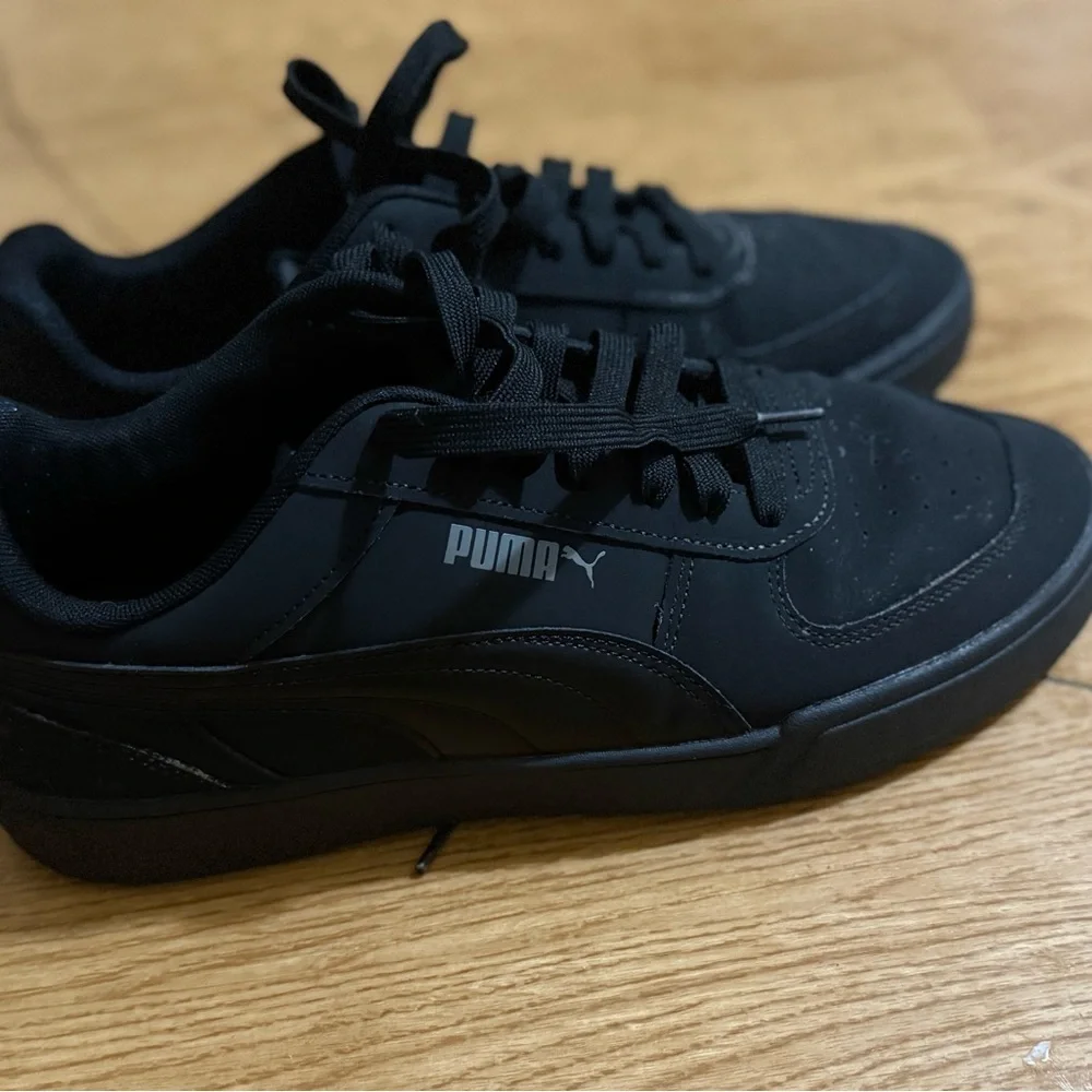 Puma Men's All-Black Sneakers