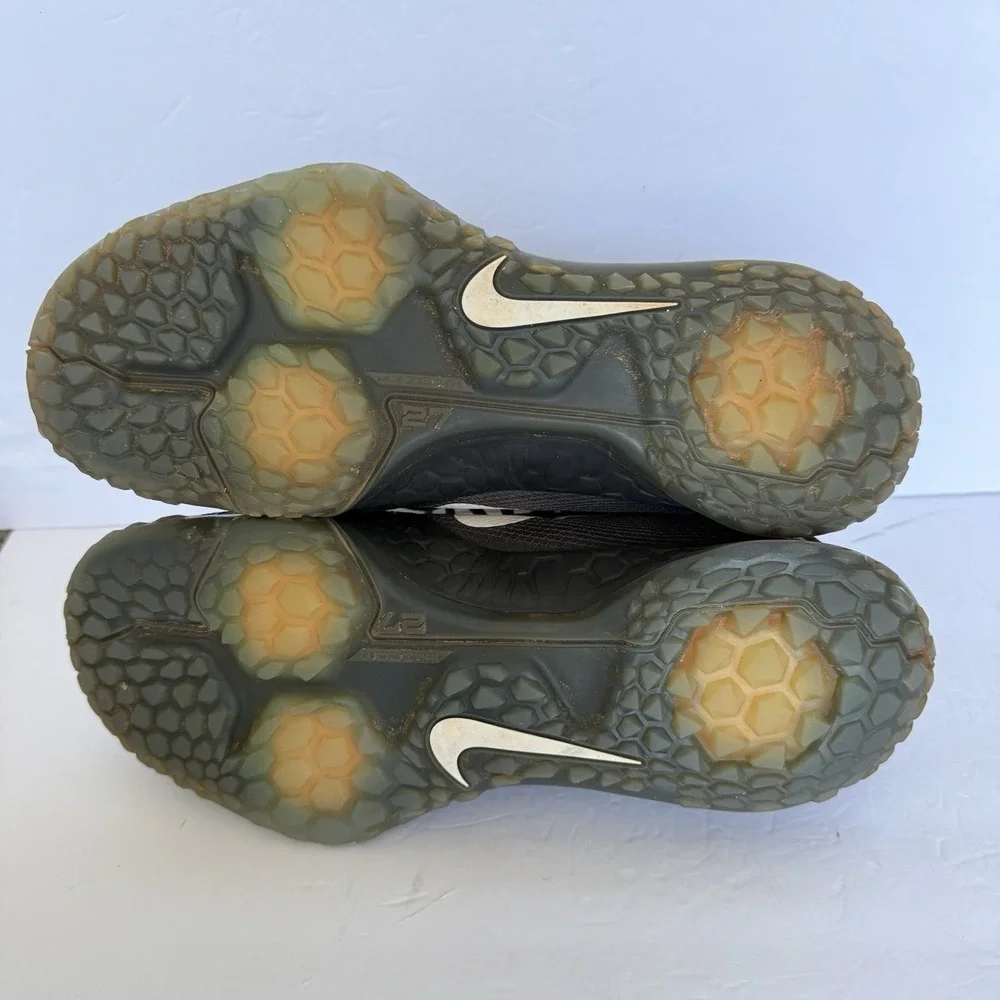 Nike pre owned