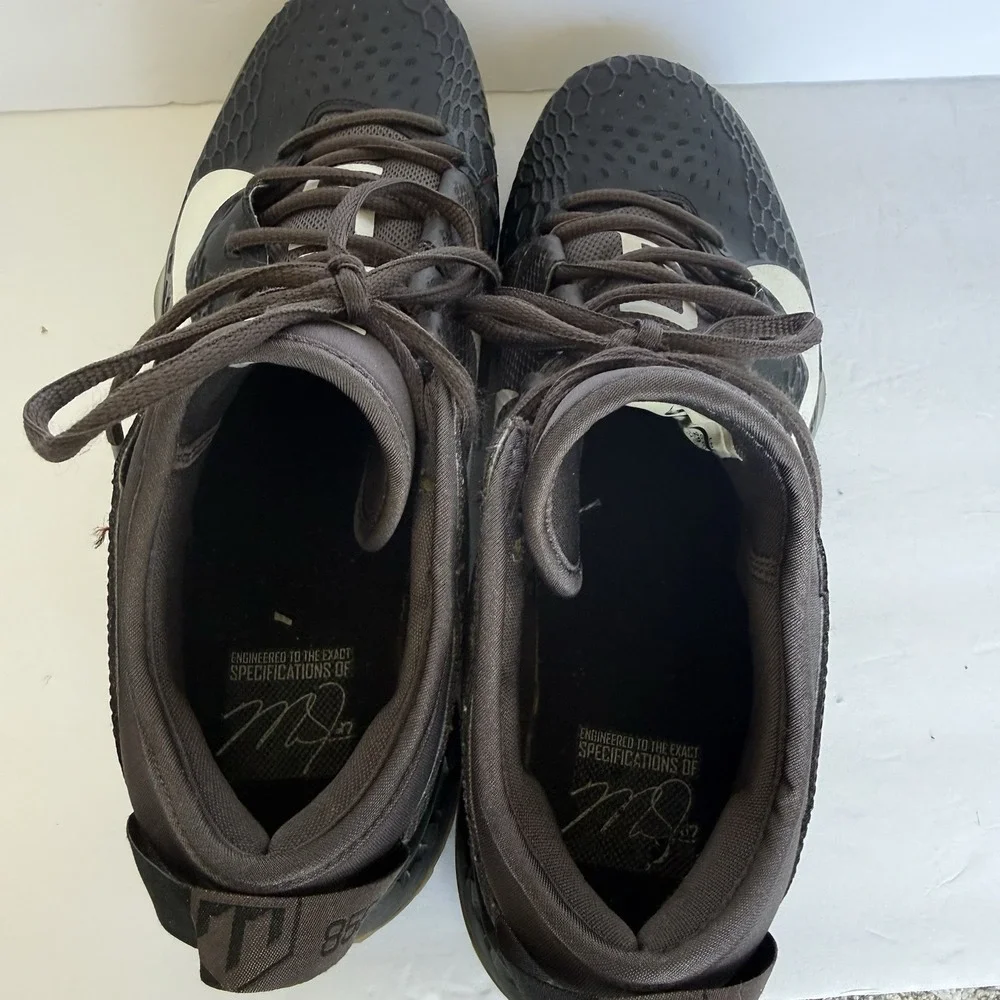 Nike pre owned