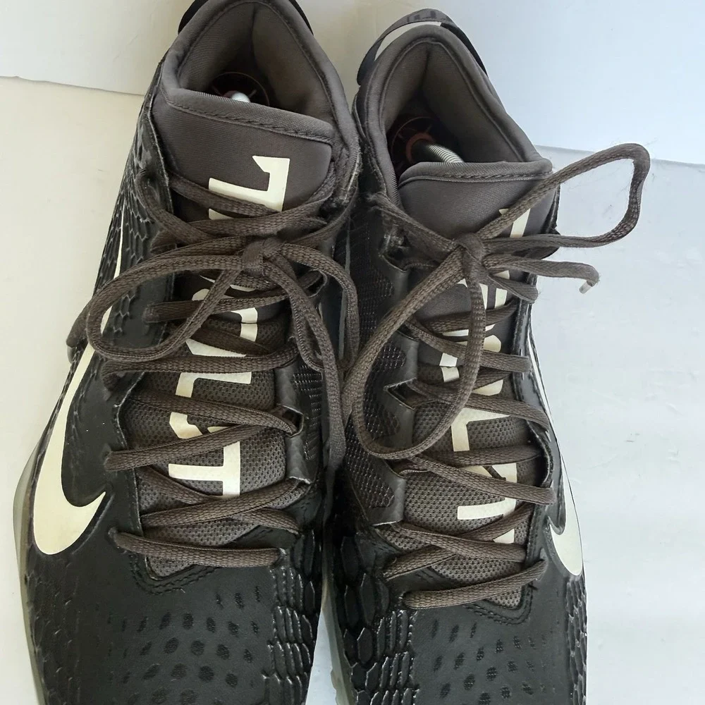 Nike pre owned