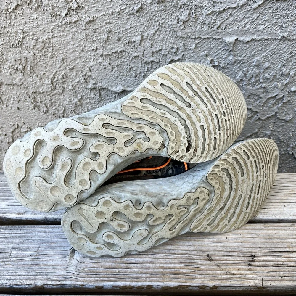 Nike good ready still