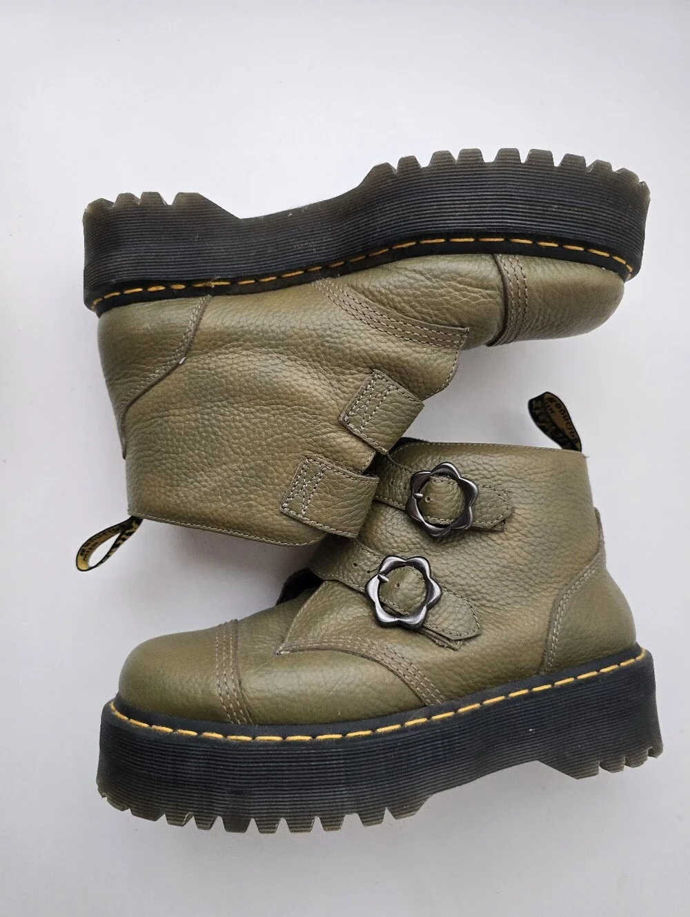 Dr. Martens Devon Flower Buckle Platform Boots Khaki Green US 10