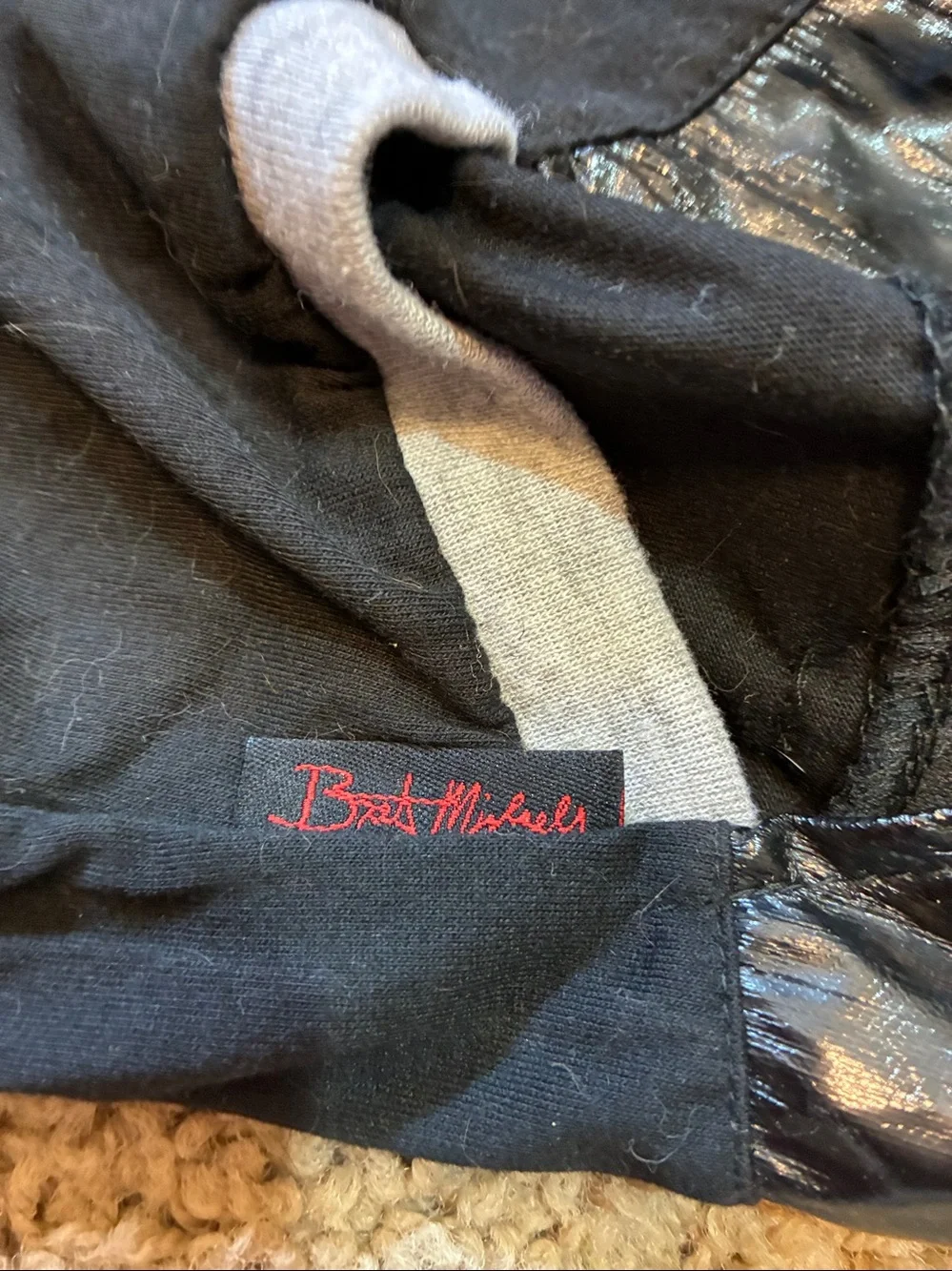 N/A black tank