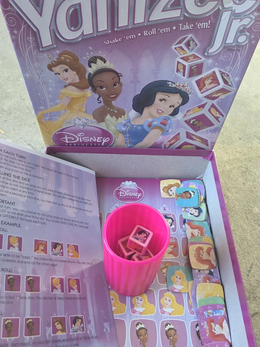 Hasbro Disney Princess Yahtzee Jr. - Purple & Pink
