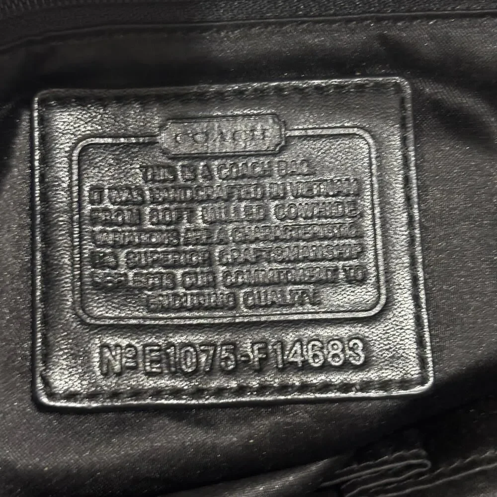 Coach shoulder slip