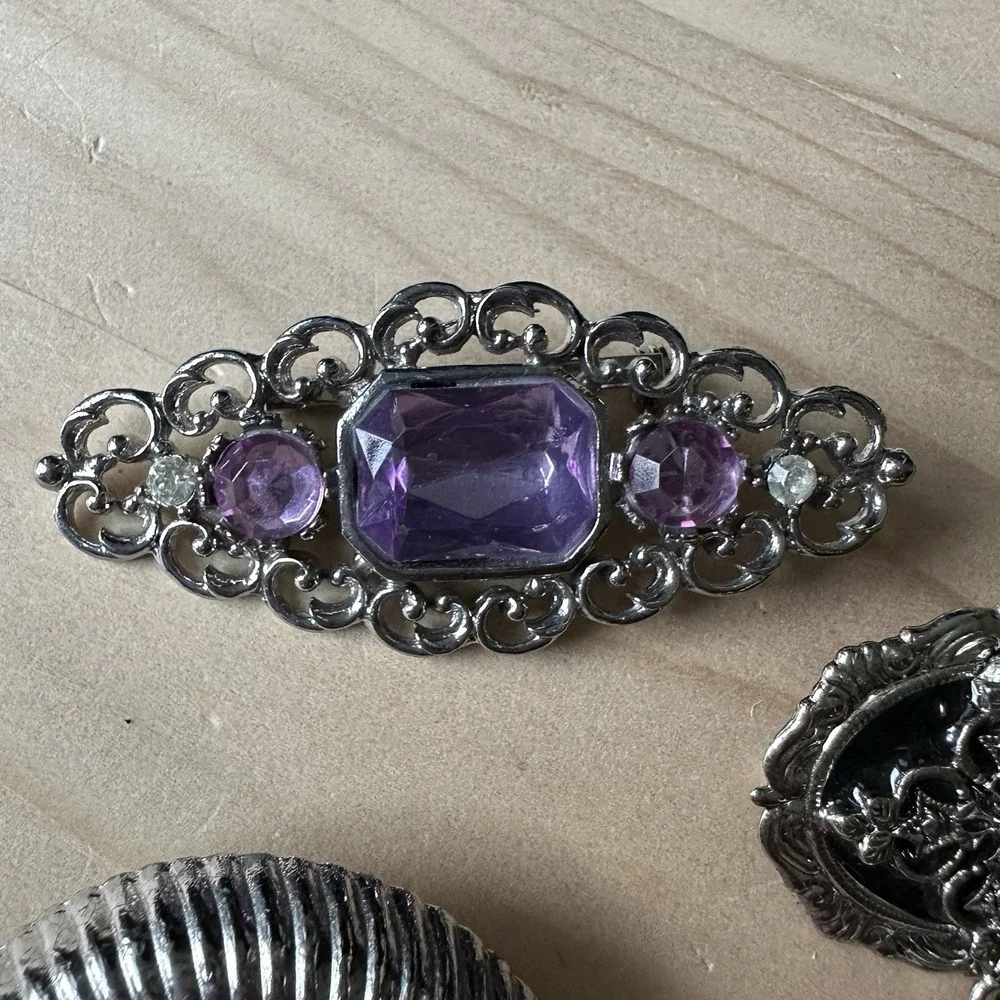 Fashion Jewelry vintage pins