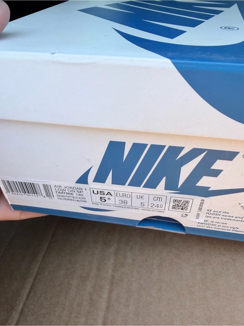 Nike size 5y