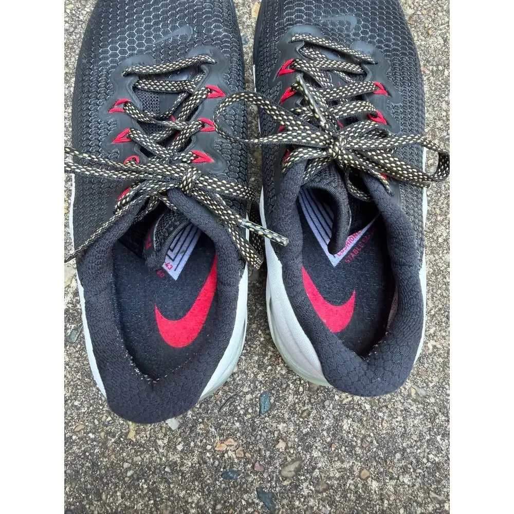 Nike very good
