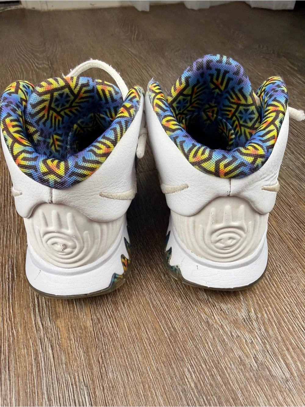 Nike kyrie sapphire