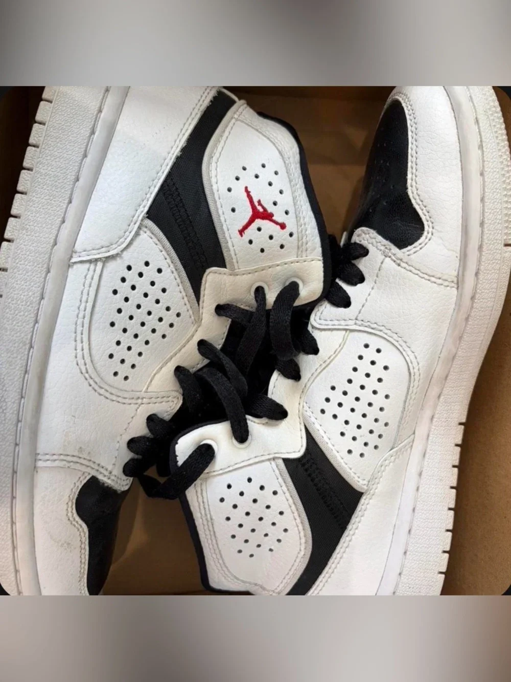Jordan classic styling