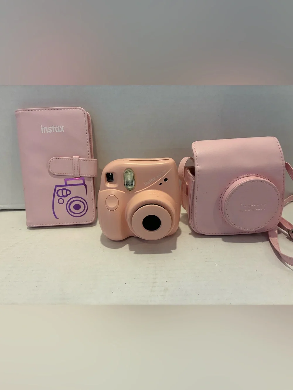 Fujifilm Instax Mini 7+ Instant Camera - Light Pink Bundle
