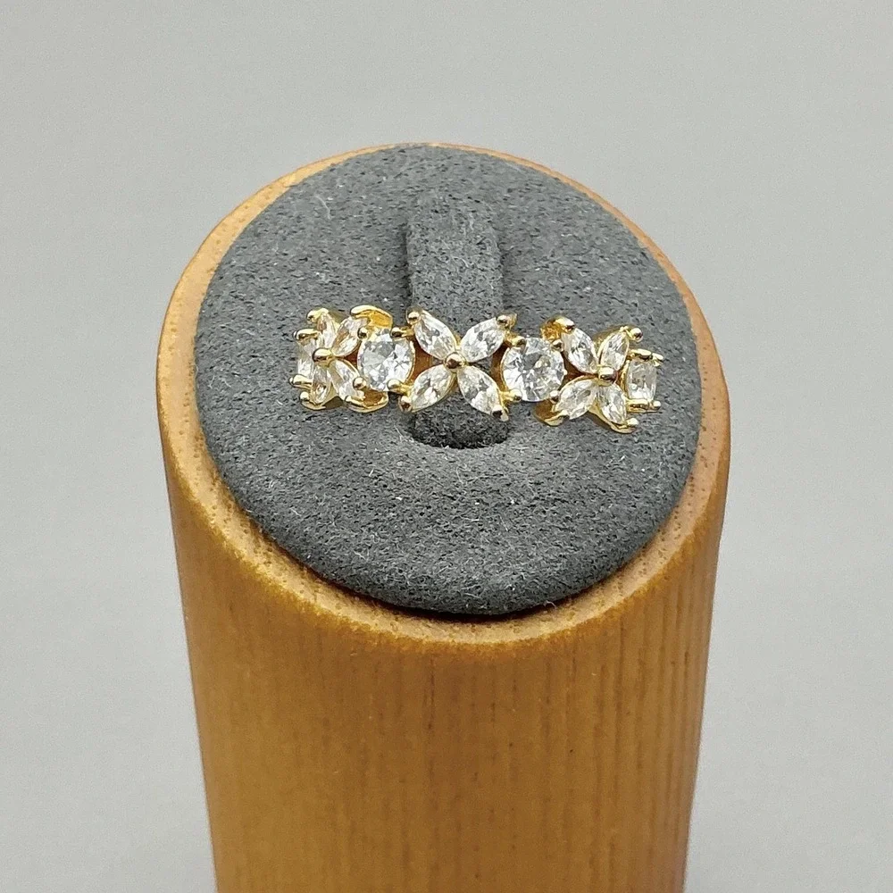 Ring Size 9 Gold Tone Clear Rhinestone Floral Band Cocktail Womens Fashion Ring