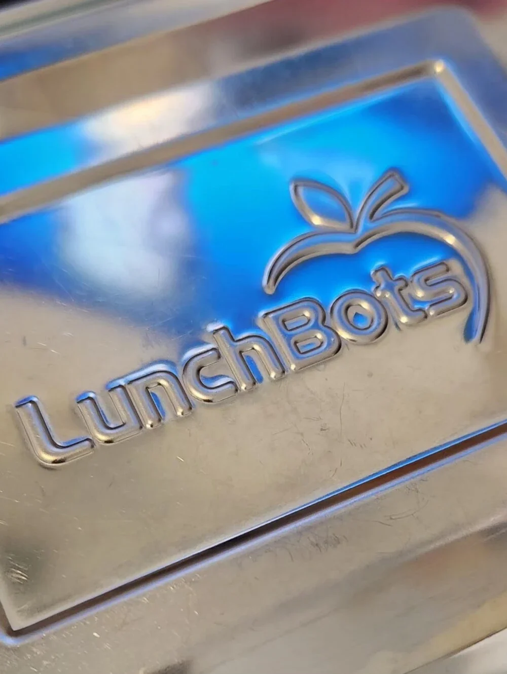 Lunchbots it constructed