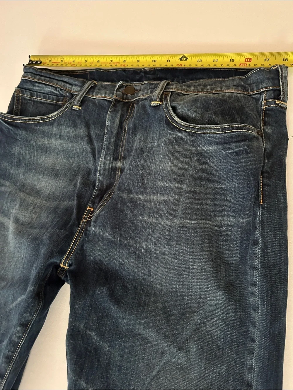 Levis levi straight