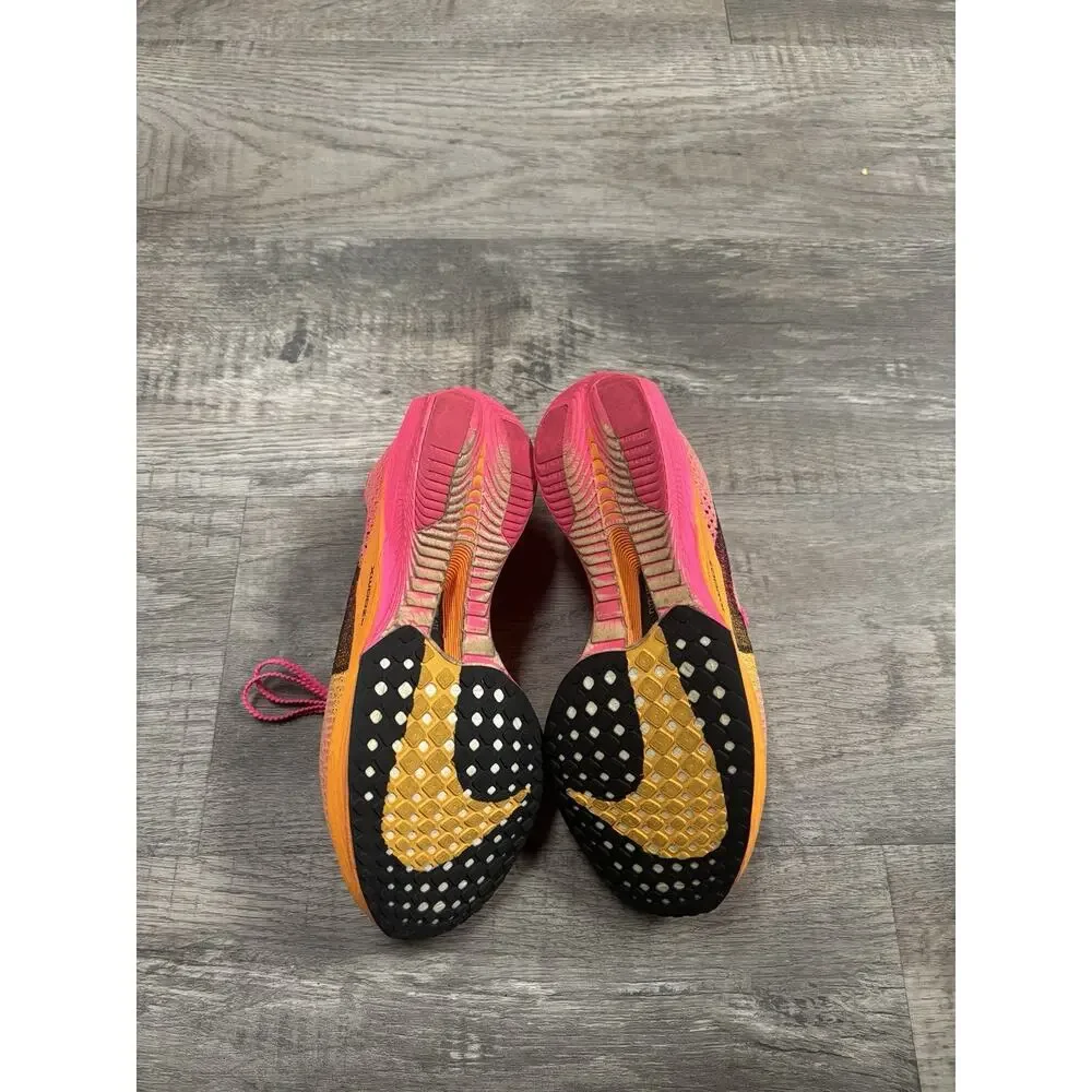 Size 7.5 - Nike ZoomX VaporFly Next% 3 Hyper Pink W