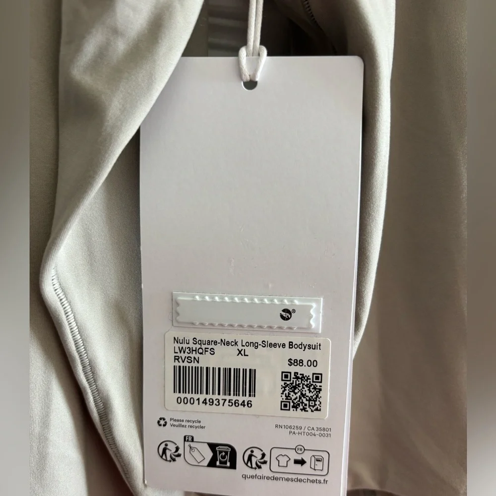 lululemon athletica this stylish