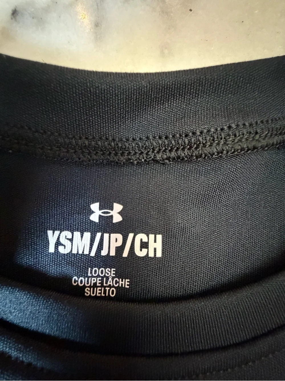 Under Armour label smooth under