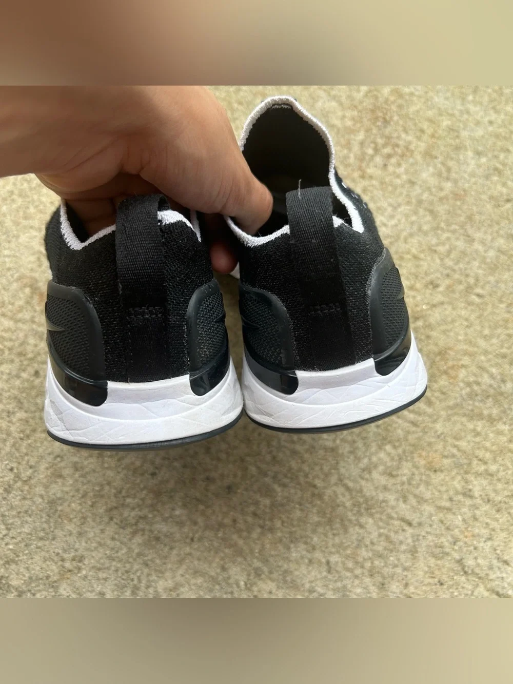 Nike women’s shipping