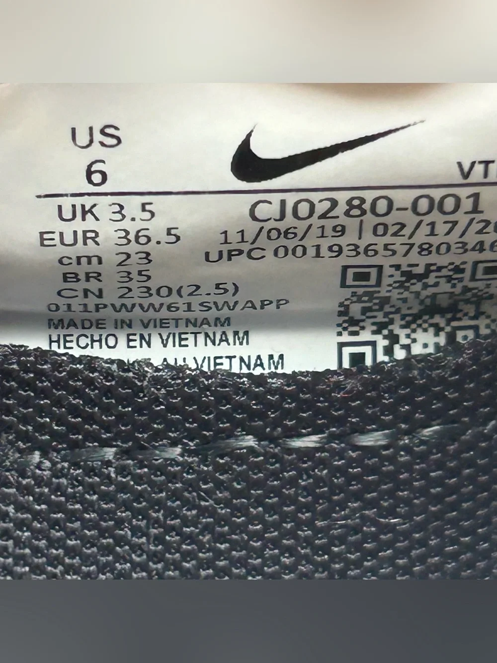 Nike good shipping