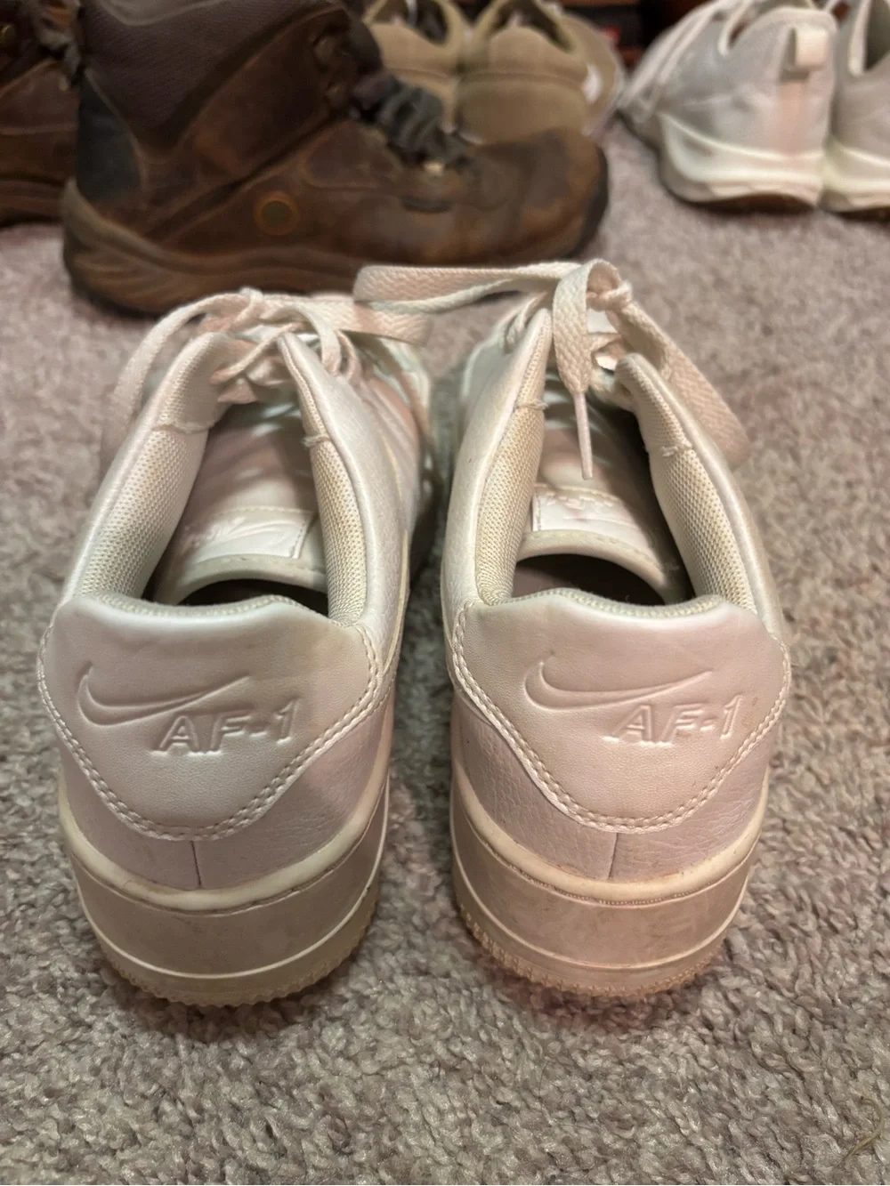 Nike White Sage Low-Top Leather Sneakers