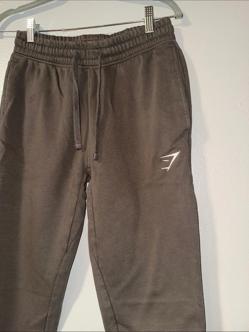 Gym Shark Men's Dark Brown Athletic Jogger Pants with Drawstring Waist
