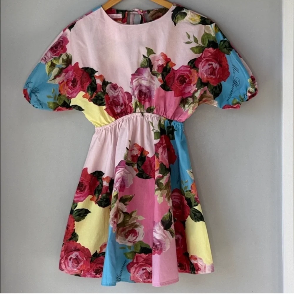 Miss Blumarine impeccable miss