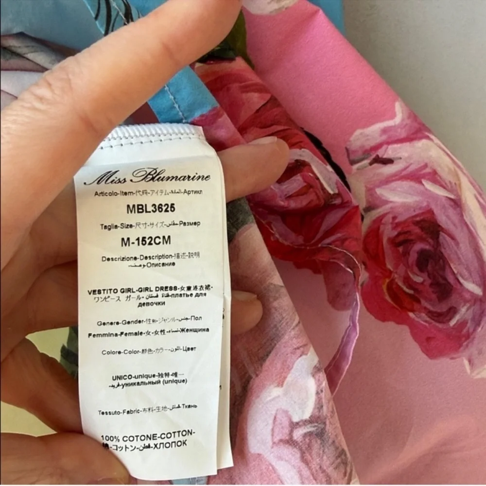 Miss Blumarine impeccable miss