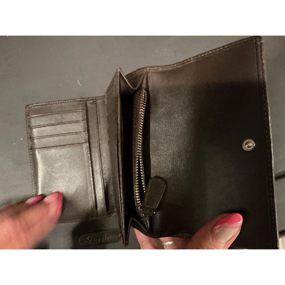 Coach exterior multiple coin