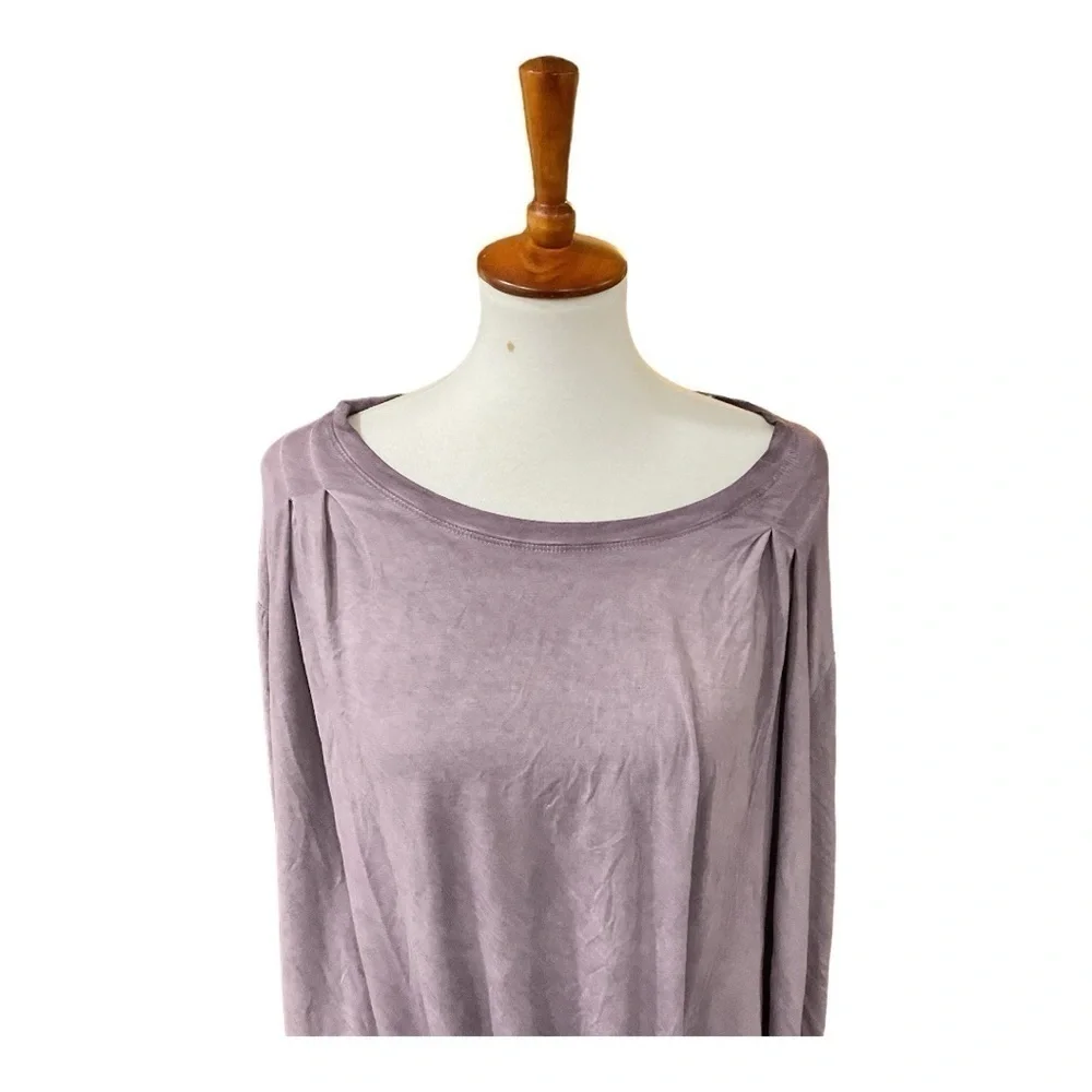 Umgee Mineral Wash Long Sleeve Pullover, Twist Front, Light Purple Top
