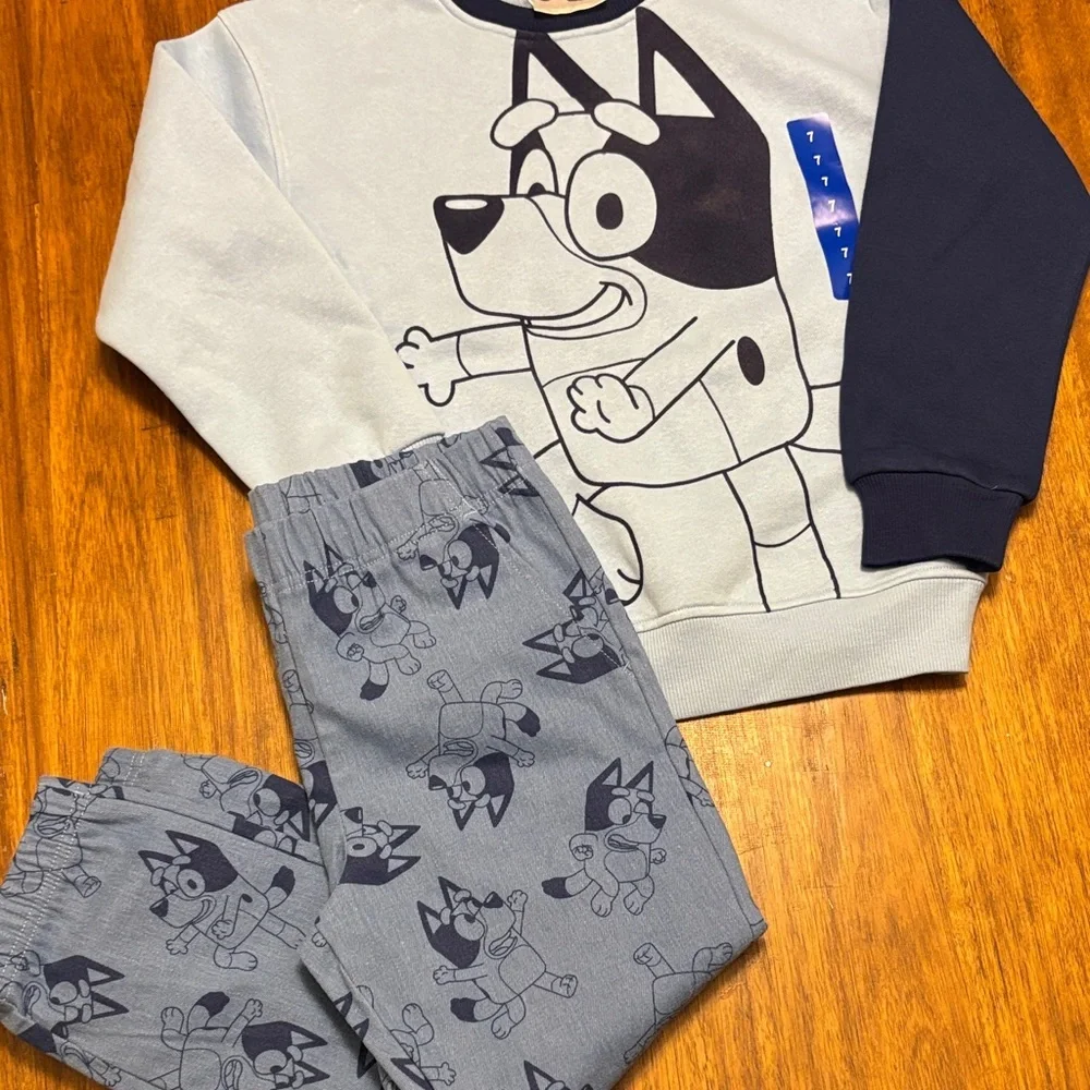 Bluey Kids Size 7 Matching Set - NWT -‎ Stretch Denim joggers & sweatshirt