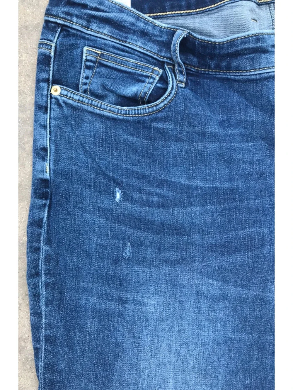 Tommy Bahama offers design these