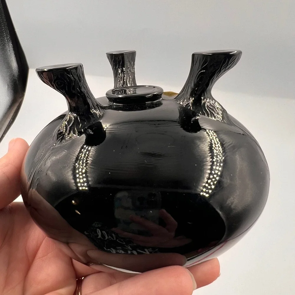 Unbranded vintage black