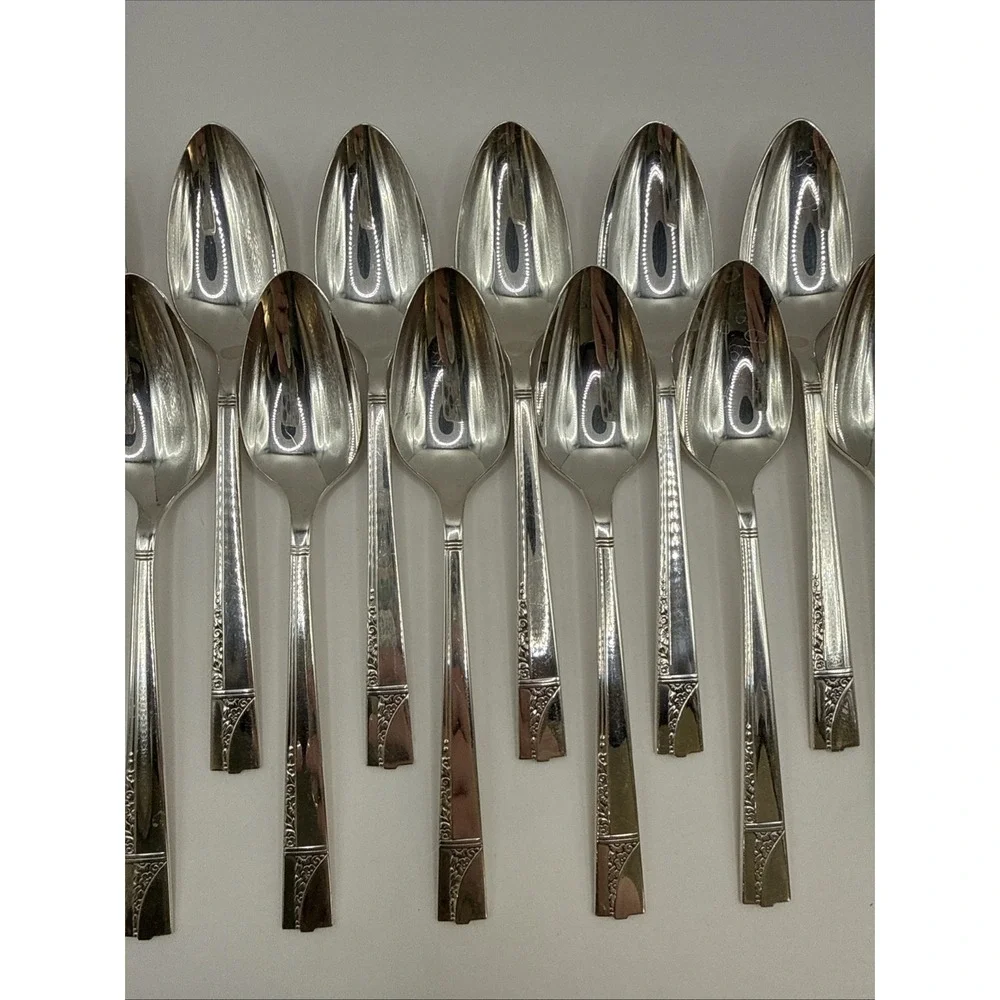 16 - Oneida Caprice Nobility Plate Silverplate Teaspoons 6