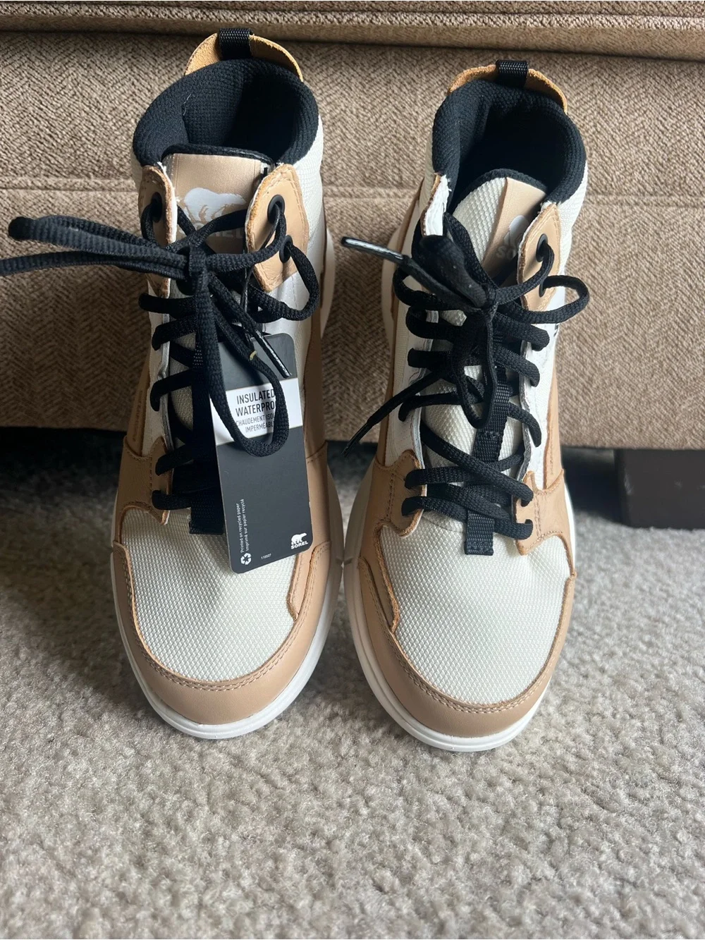 Sorel Explorer II - Sneaker Boots - Women’s Size 9 - New With Tags