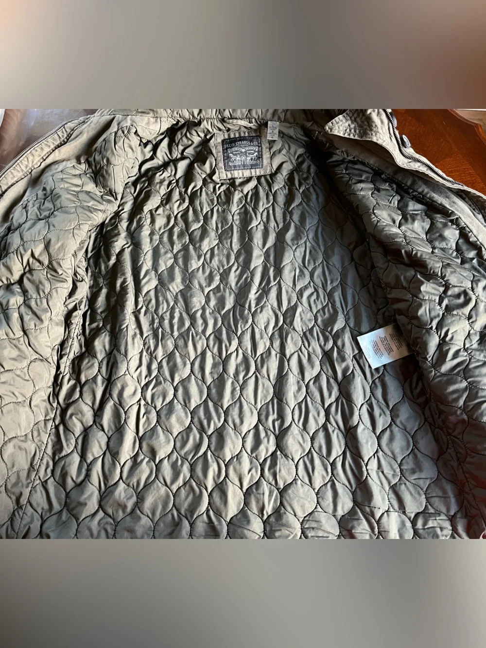 Levi's Army Hunter Green Quilted Utility Hooded Jacket Size Large Outdoor Pocket