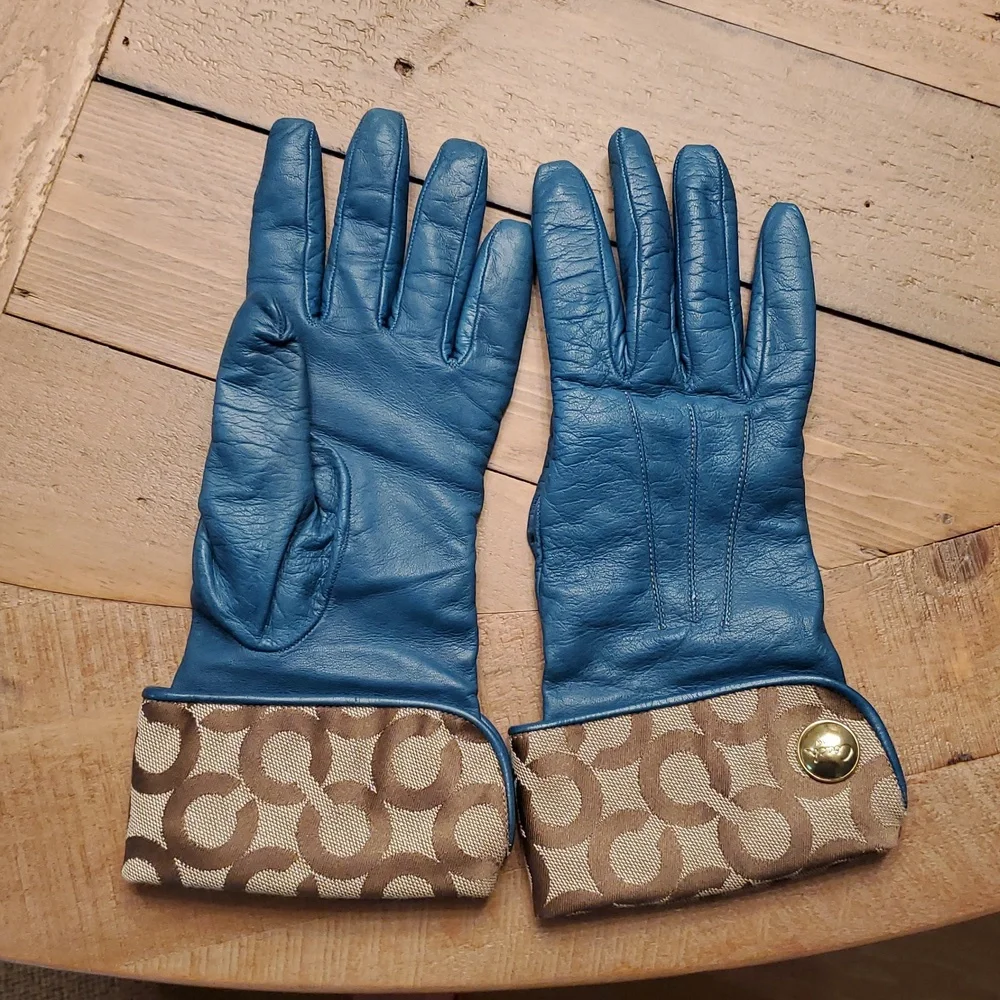 Coach Signature Gloves Moroccan Blue Leather Cashmere Lined Op Art