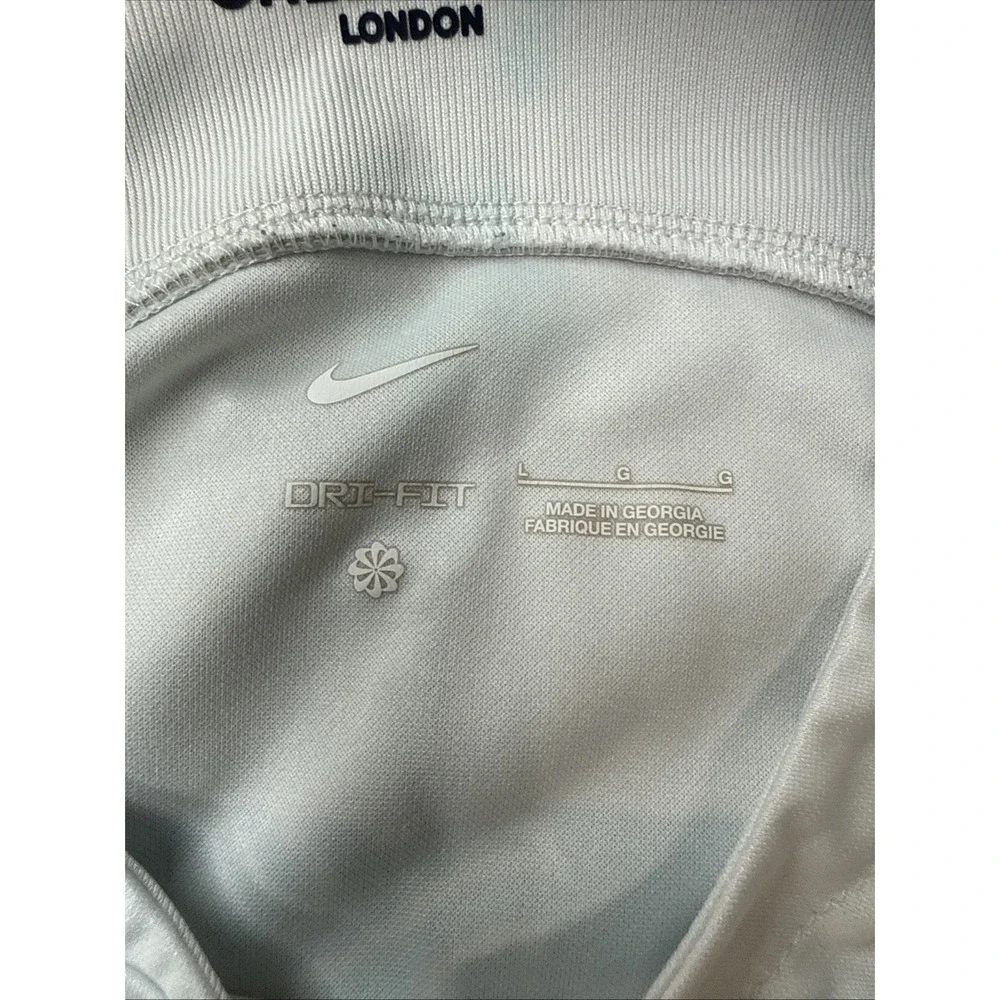 Nike product chelsea
