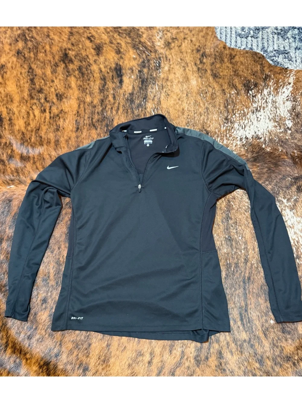 Nike Mens Dri-FIT Running 1/4 Zip Pullover Black Long Sleeve Shirt Medium