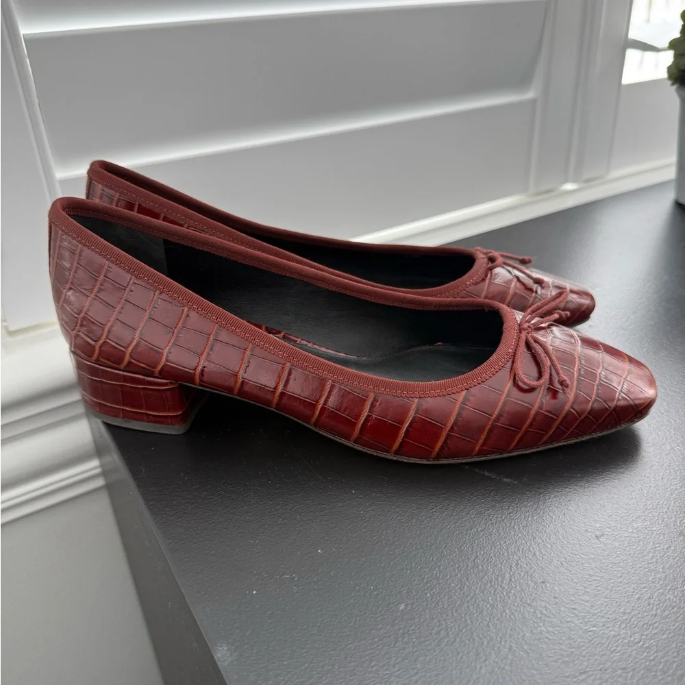 Veronica Beard 20% if style	pumps