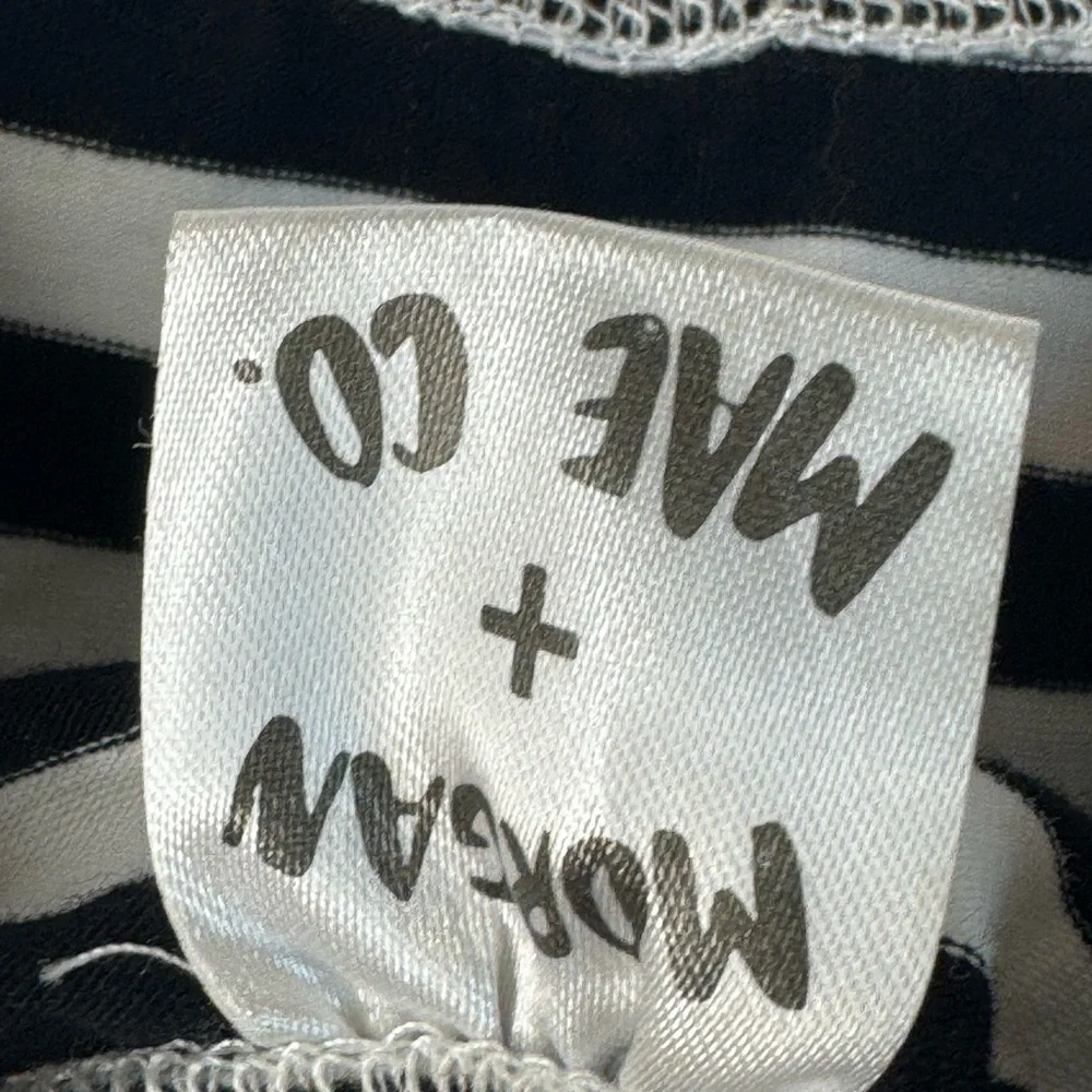 Morgan + Mae Co. Small Shop Leo, Size 3/4. Great Condition.Fierce Leo.