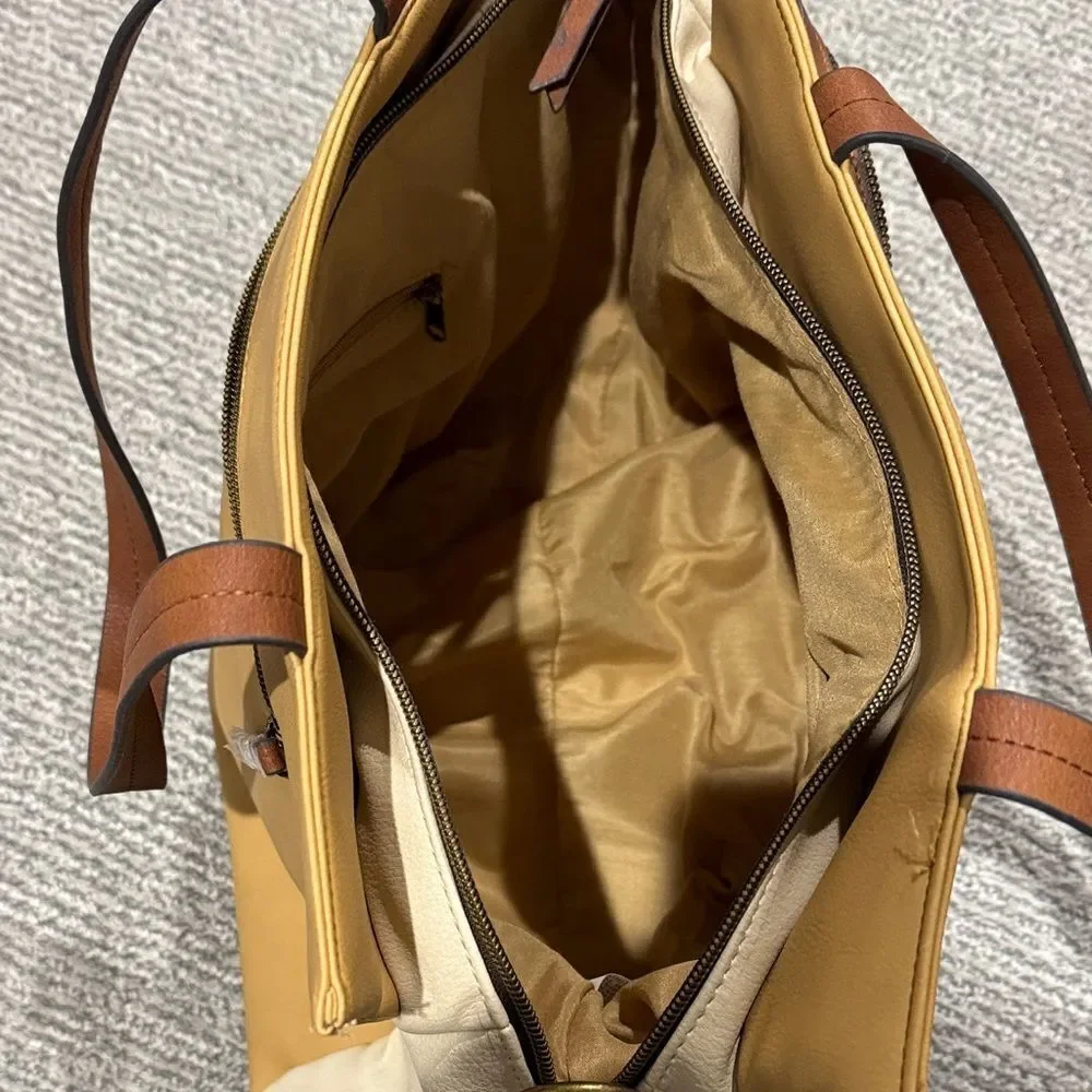 N/A chic tote